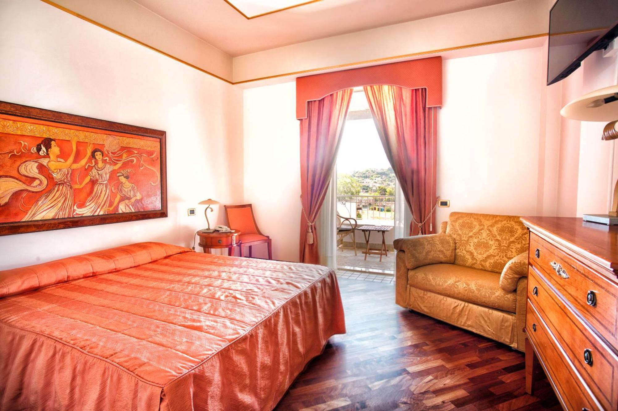 Hotel Tritone Lipari Buitenkant foto