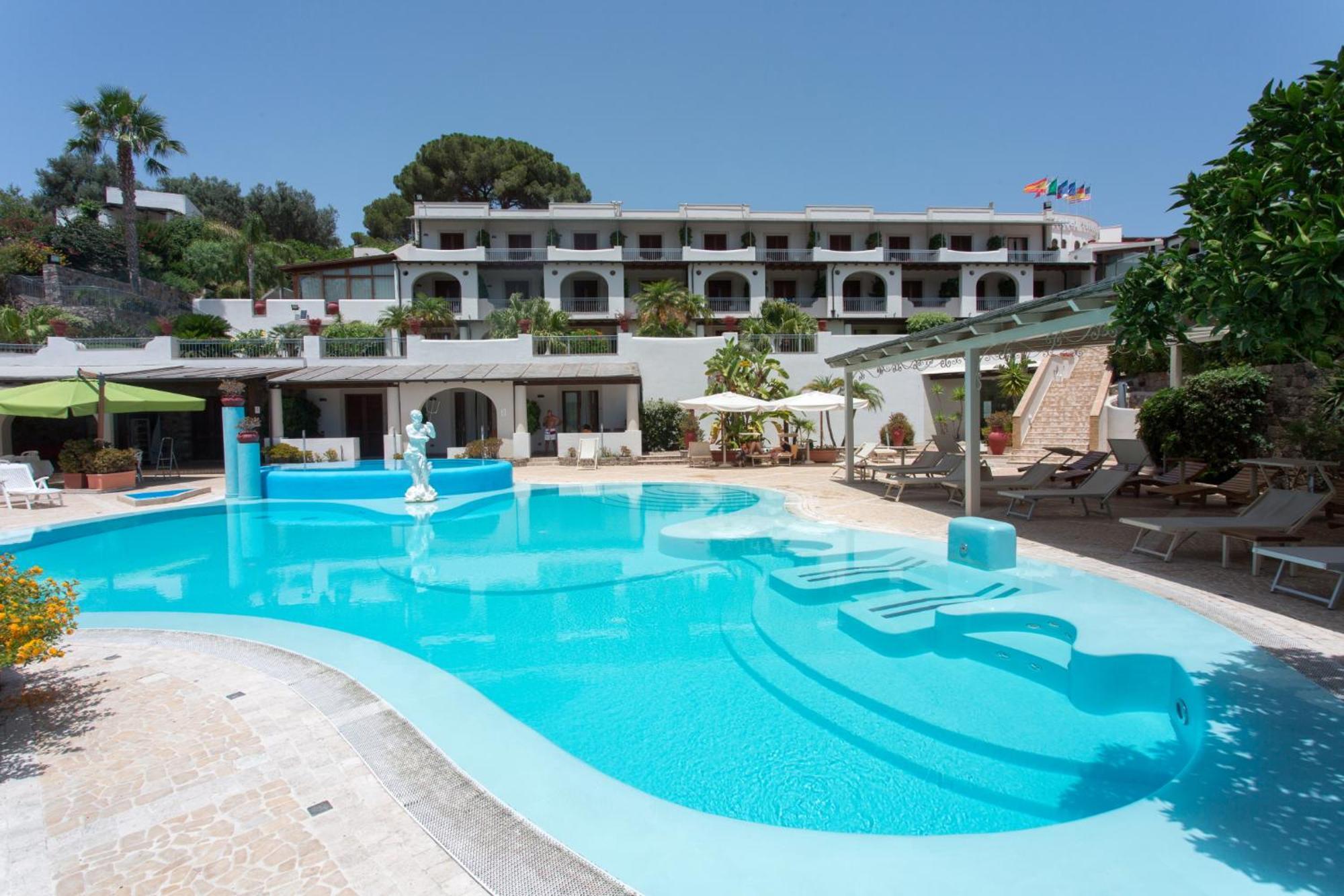 Hotel Tritone Lipari Buitenkant foto