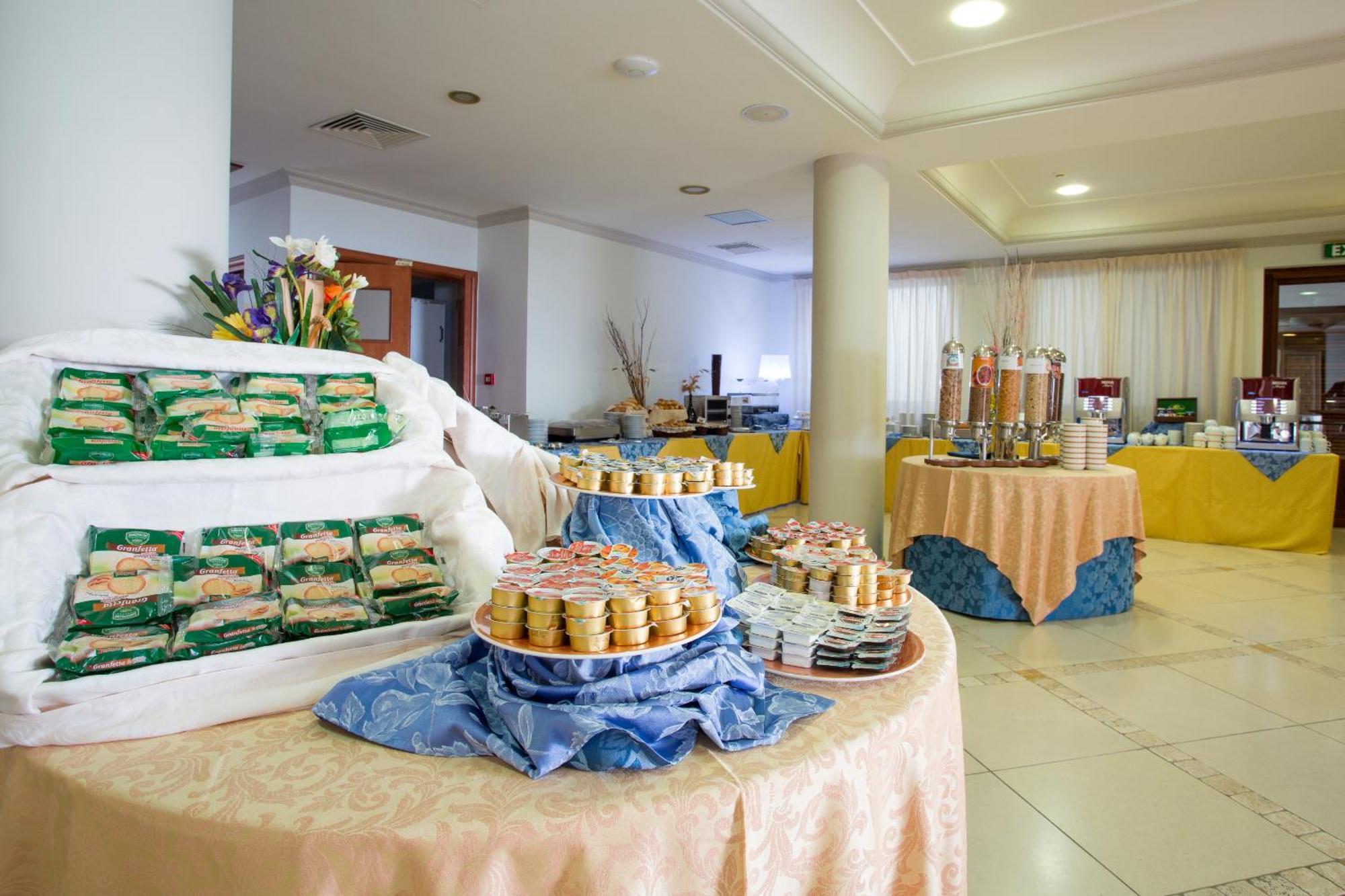 Hotel Tritone Lipari Buitenkant foto