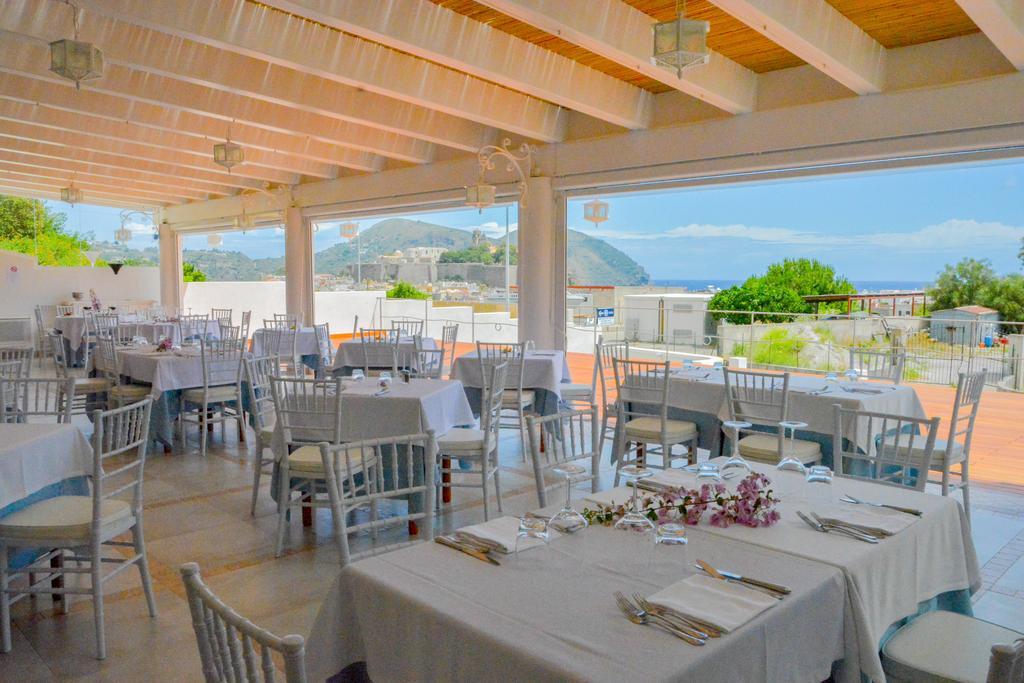 Hotel Tritone Lipari Buitenkant foto